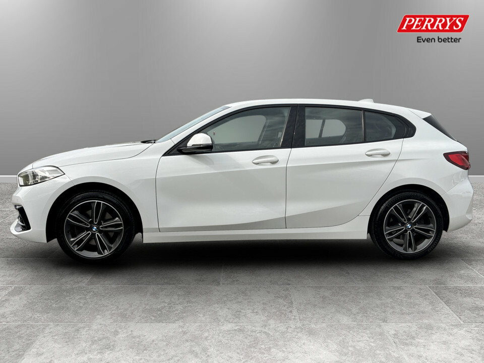 BMW 1 Series 118I Sport SL69WGY White #4