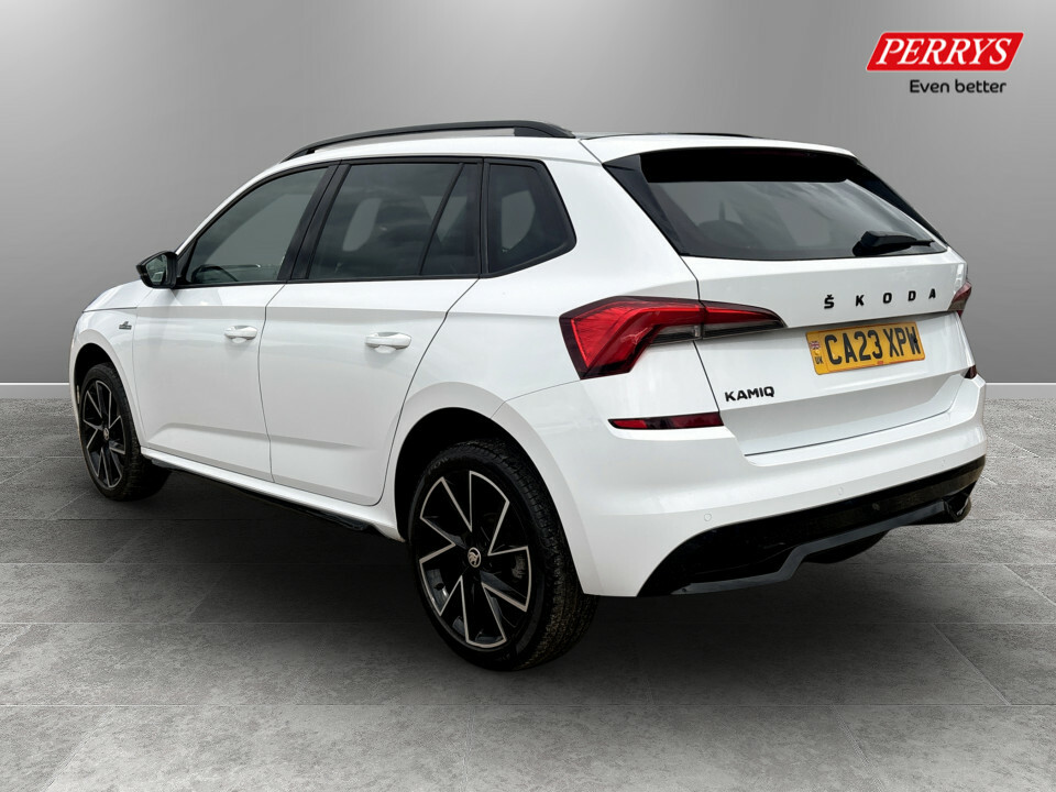 Skoda Kamiq 1.0 Tsi 110 Monte Carlo CA23XPW White #5