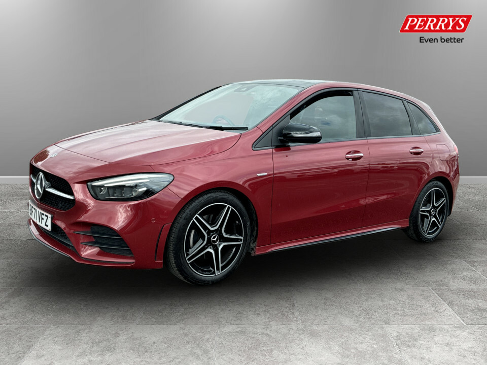 Mercedes-Benz B Class B200 Amg Line Premium Plus Edition BF71VFZ Red #3