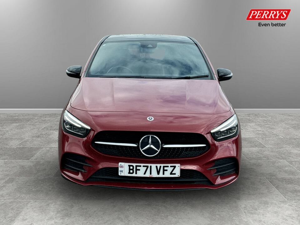 Mercedes-Benz B Class B200 Amg Line Premium Plus Edition BF71VFZ Red #2