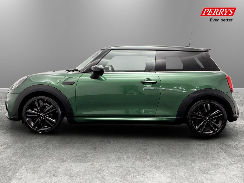 Mini Hatch 1.5 Cooper Sport YG23VLH Green #4