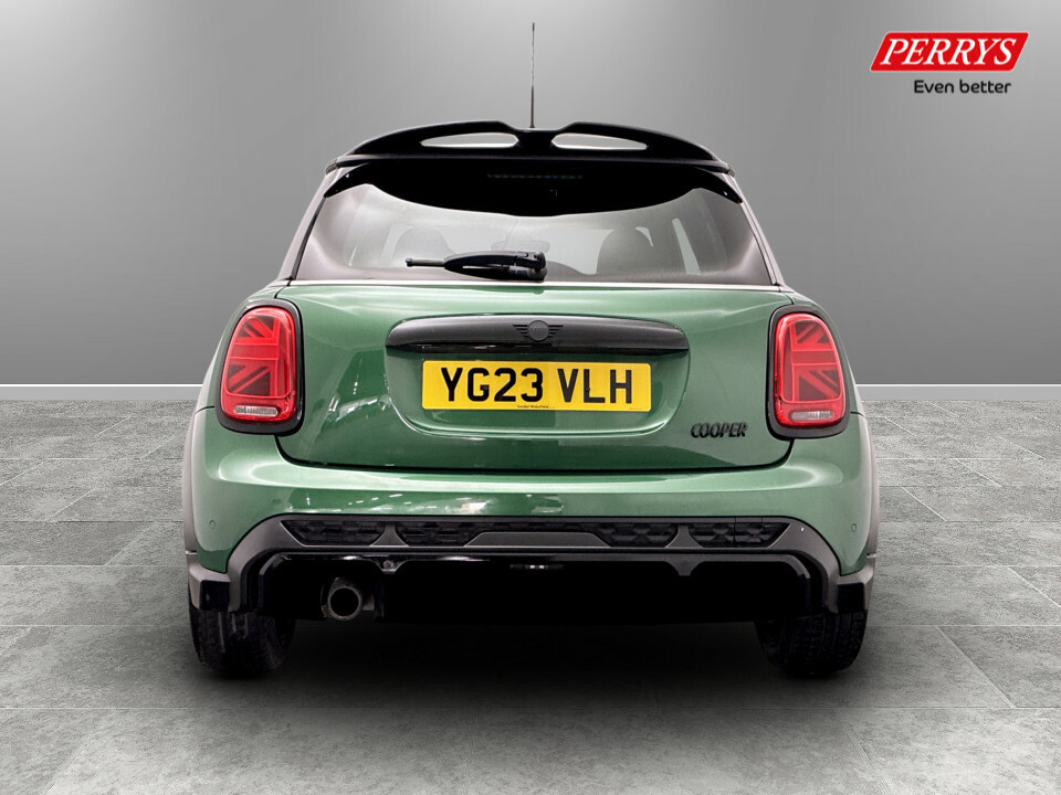 Mini Hatch 1.5 Cooper Sport YG23VLH Green #6