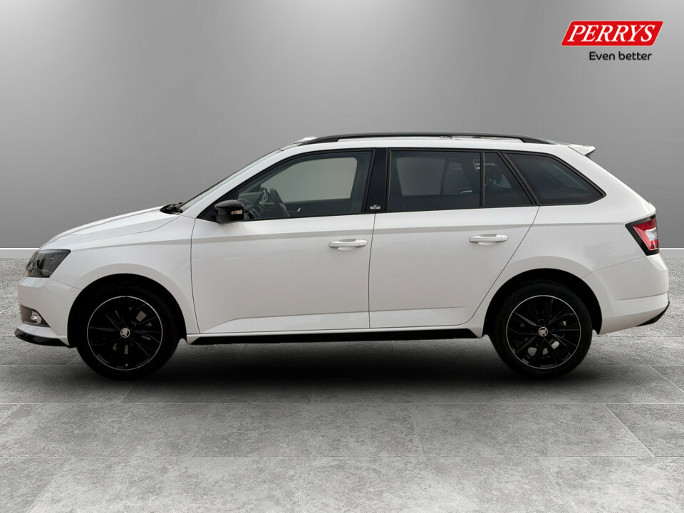 Skoda Fabia 1.0 Tsi 110 Monte Carlo YR68DYF White #4