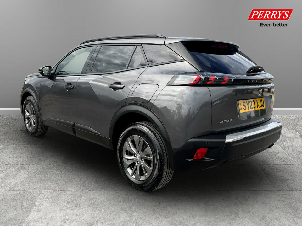 Peugeot 2008 1.2 Puretech Active Premium Grey #5