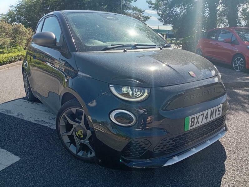 Abarth 500 114Kw 42.2Kwh Black