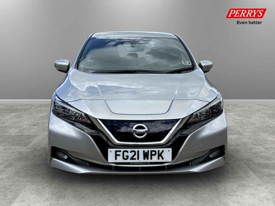 Nissan Leaf 110Kw N-connecta 40Kwh Silver #2