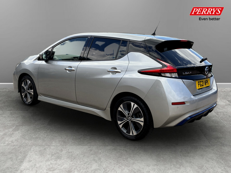 Nissan Leaf 110Kw N-connecta 40Kwh Silver #5