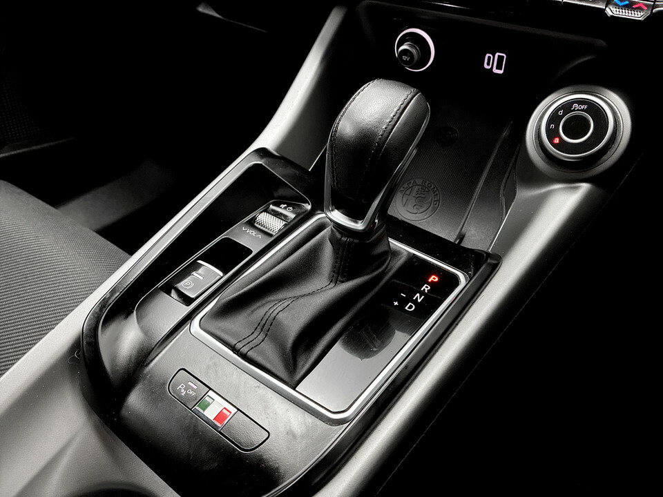 Alfa Romeo Tonale 1.3 Phev Veloce Grey #23