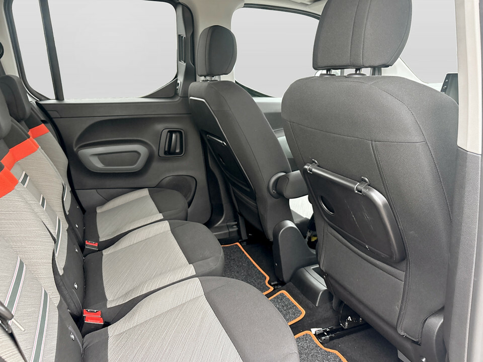 Citroen e-Berlingo Flair Xtr White #8