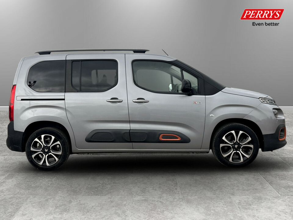 Citroen e-Berlingo Flair Xtr White #10
