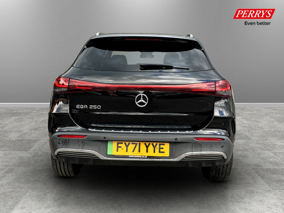 Mercedes-Benz EQA Eqa 250 140Kw Amg Line 66.5Kwh Black #6