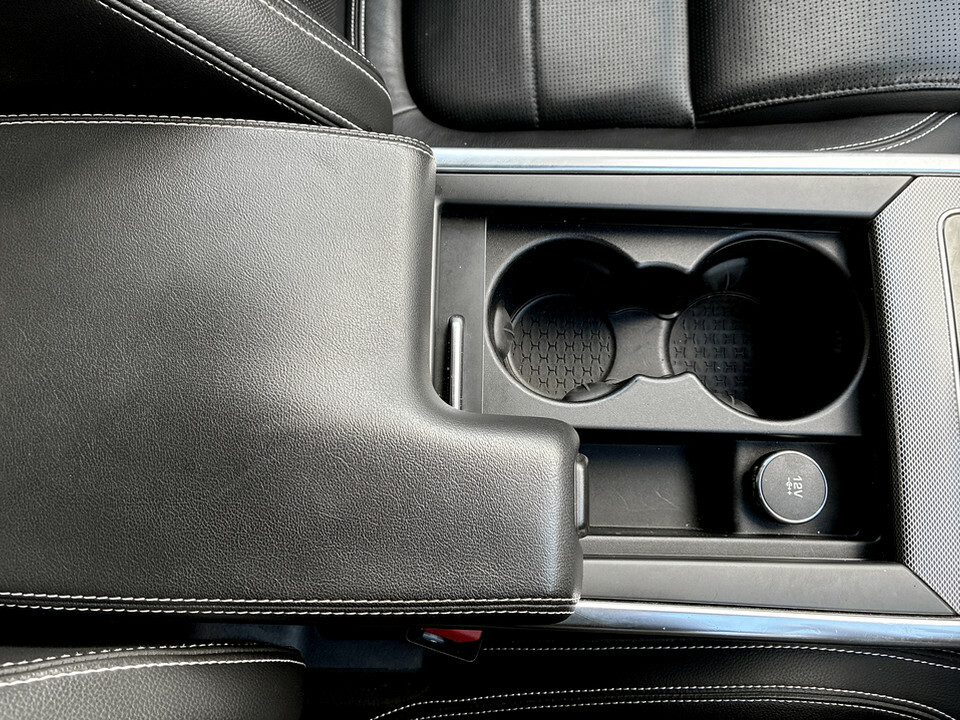 Jaguar XE S Blue #42