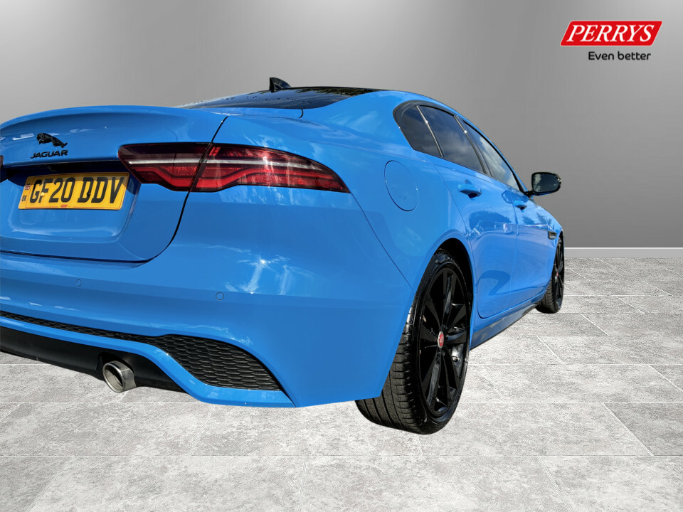 Jaguar XE S Blue #30