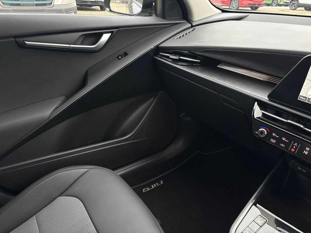 Kia Niro 4 Grey #26