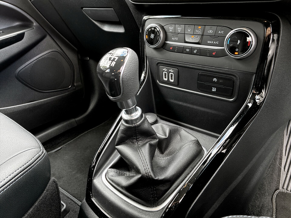 Ford Ecosport Titanium Black #23
