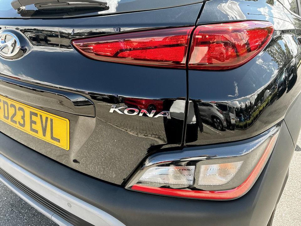 Hyundai Kona Hatchback Grey #11