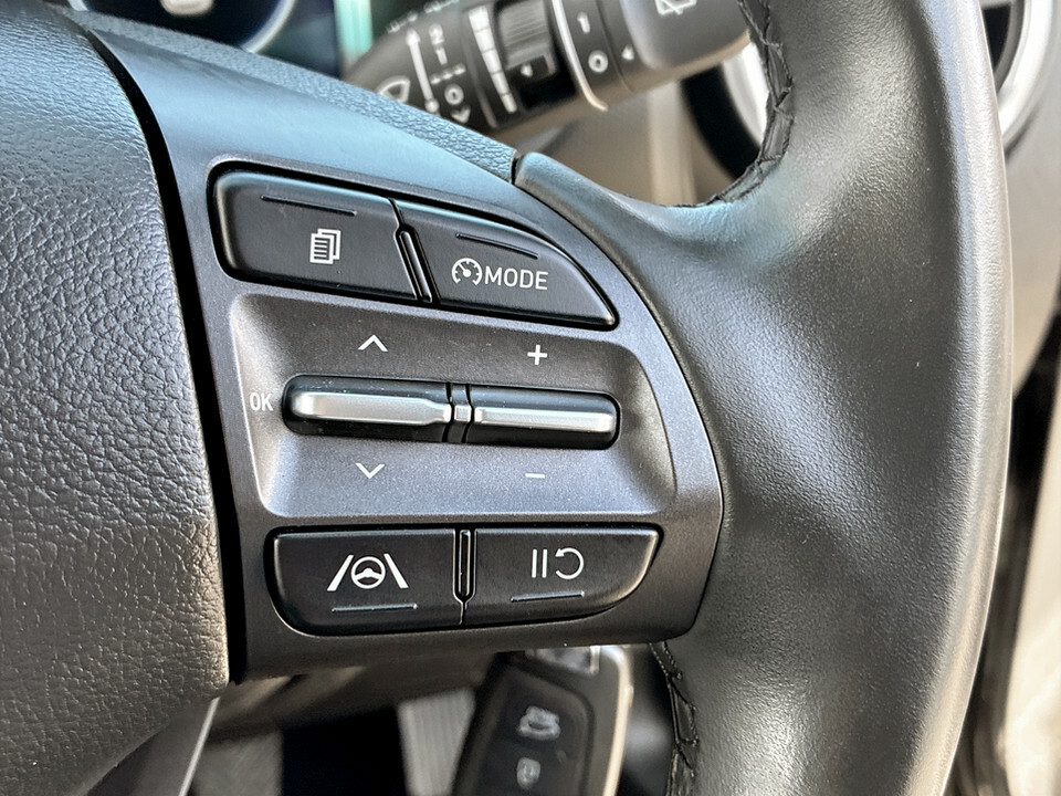 Hyundai Kona Hatchback Grey #35