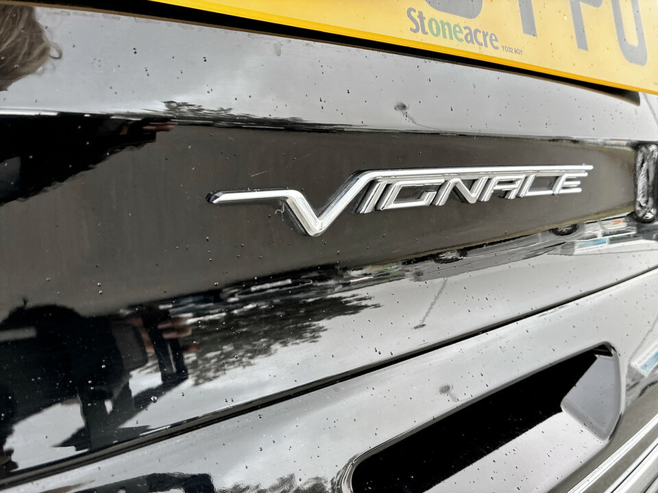 Ford Kuga 1.5 Ecoboost 150 St-line First Edition Grey #29