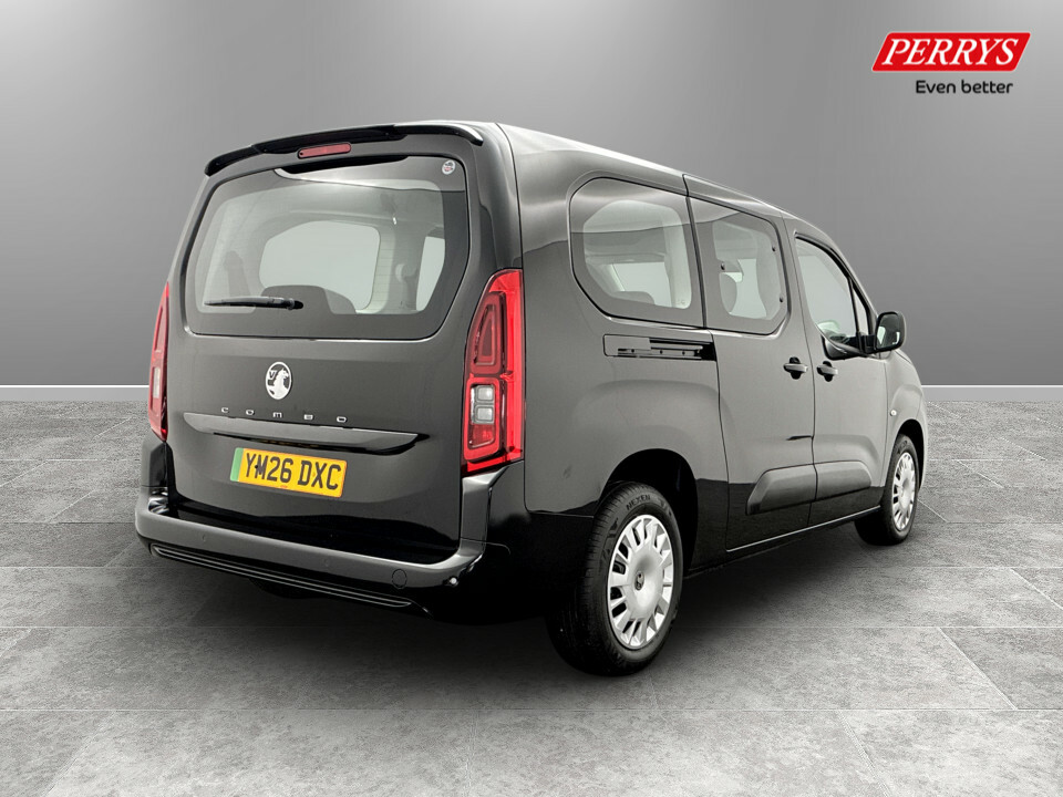 Vauxhall Combo-e Life 100Kw Design XL 52Kwh 7 Seat Black #7