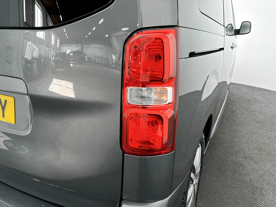 Peugeot Traveller 2L Active Grey #11