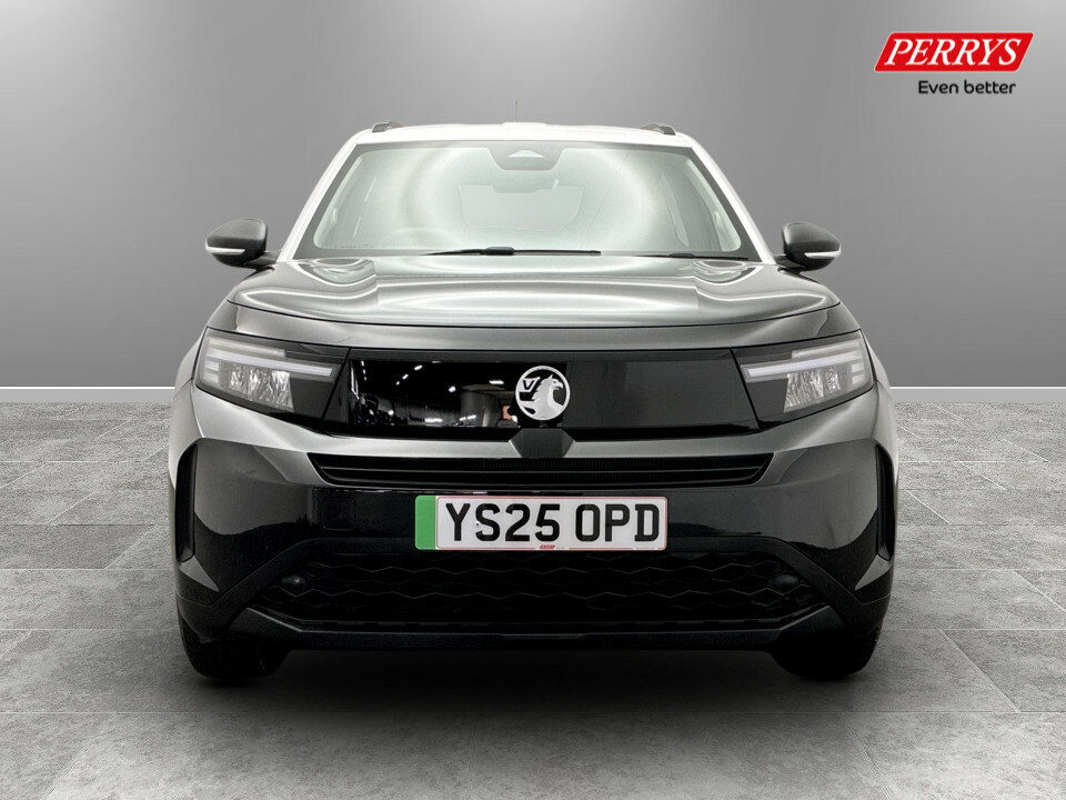 Vauxhall Frontera 83Kw Design 44Kwh Black #2