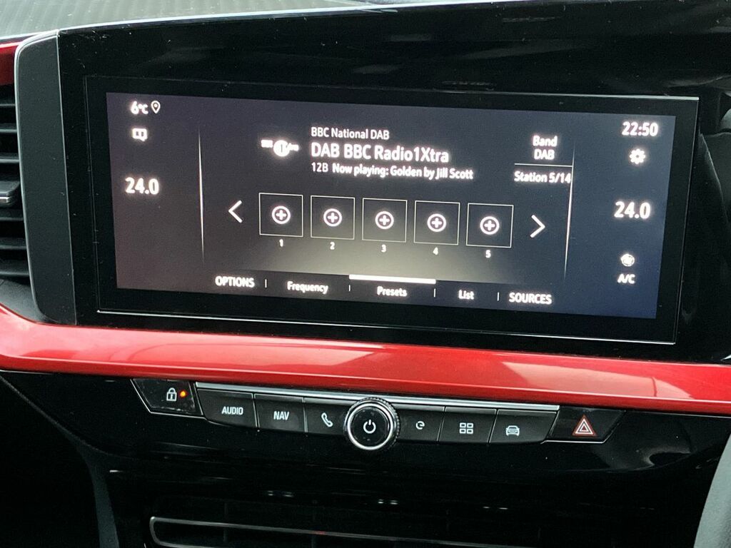 Vauxhall Mokka-e Ultimate Black #10