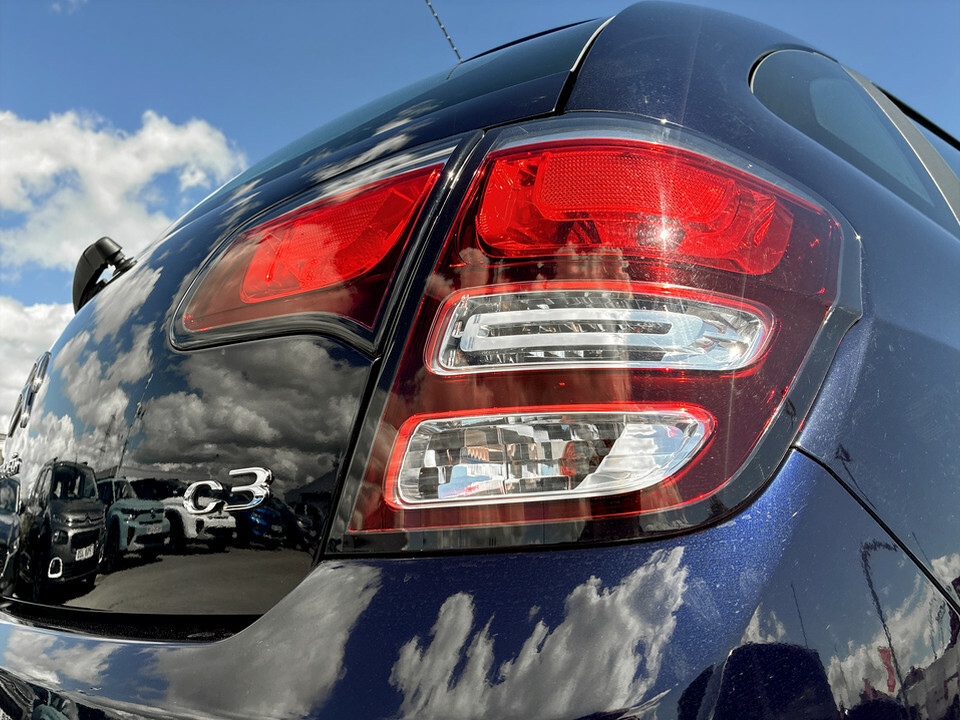 Citroen C3 2015 1.6 Bluehdi Selection 98 Bhp White #11