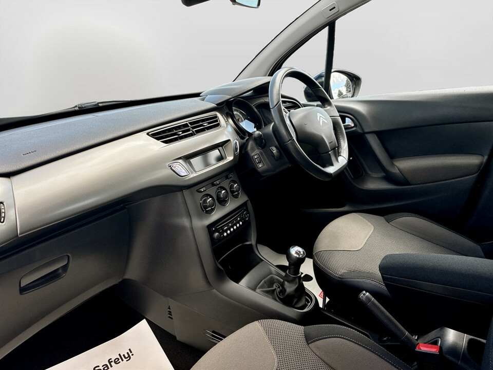 Citroen C3 2015 1.6 Bluehdi Selection 98 Bhp White #17
