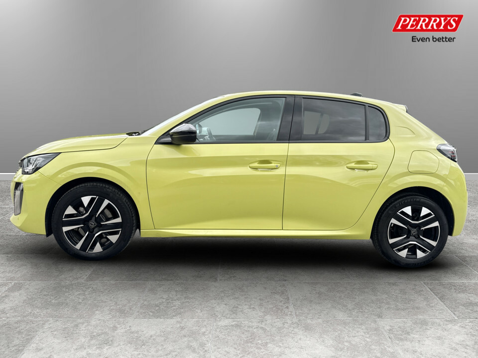 Peugeot 208 1.2 Hybrid 100 Allure E-dsc6 Yellow #4