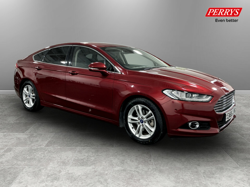 Ford Mondeo 2.0 Ecoboost Titanium Red