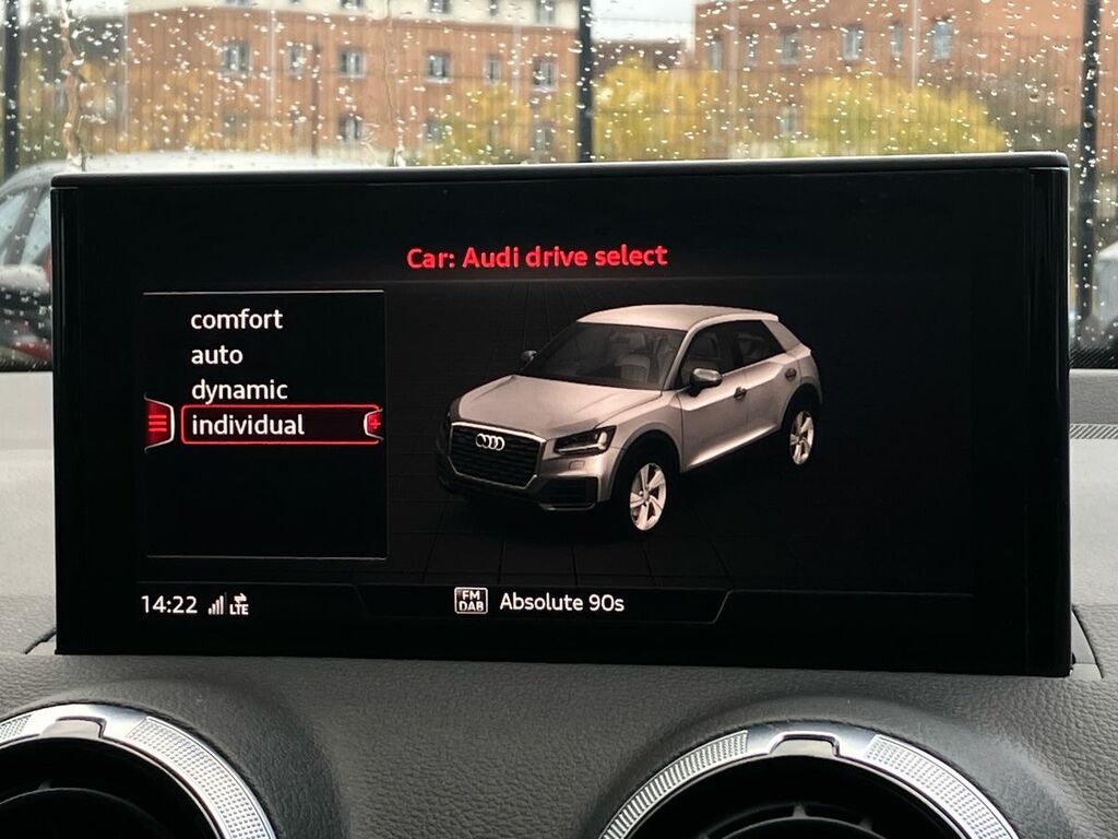 Audi Q2 35 Tfsi Sport Blue #32