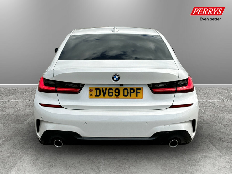 BMW 3 Series 320I M Sport Step DV69OPF White #6