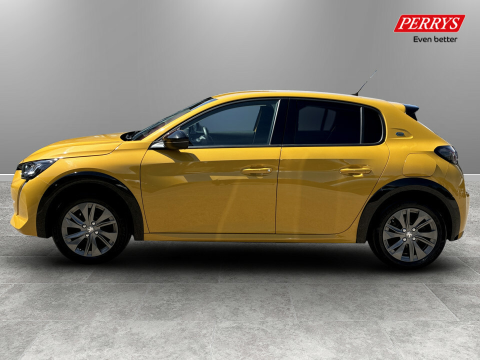 Peugeot e-208 100Kw Allure Premium 50Kwh Yellow #4