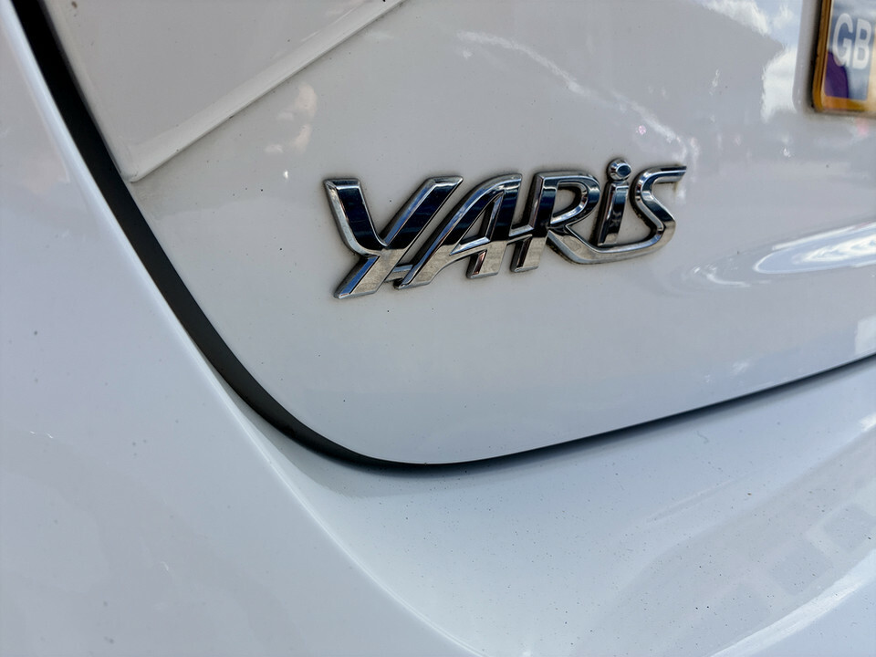 Toyota Yaris Icon Tech Red #26