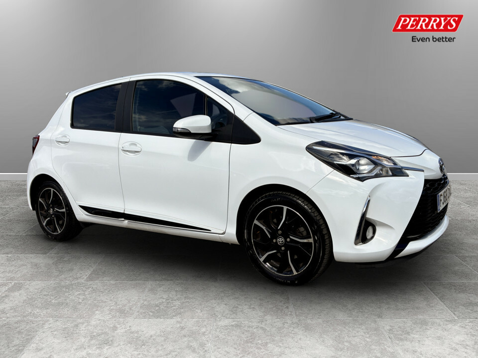 Toyota Yaris 1.5 Vvt-i Design White