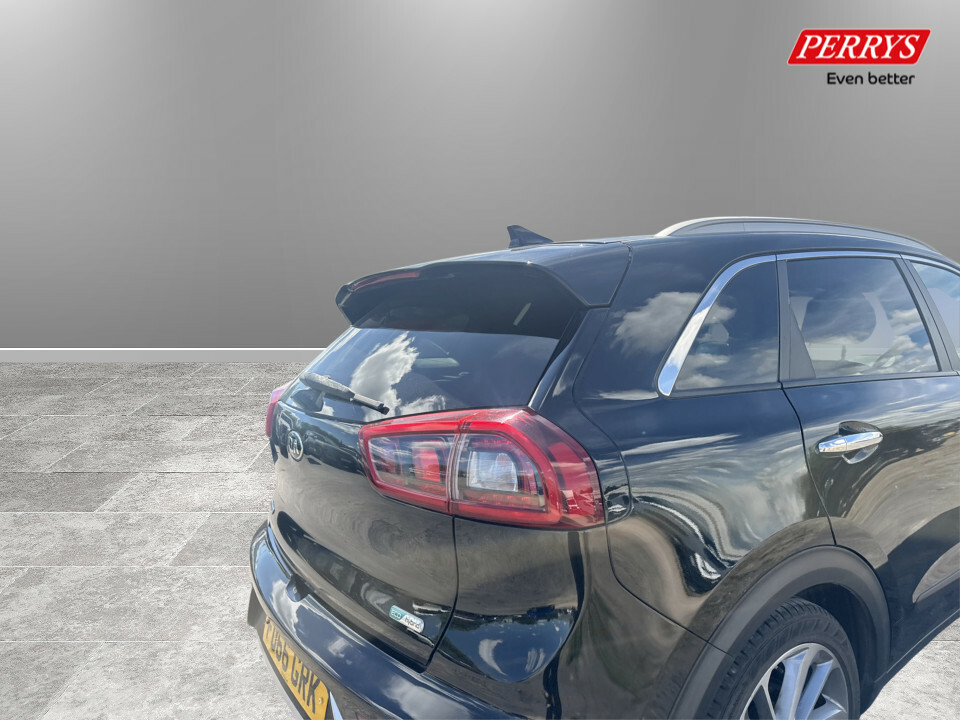 Kia Niro 1.6 2 104 Bhp Red #10