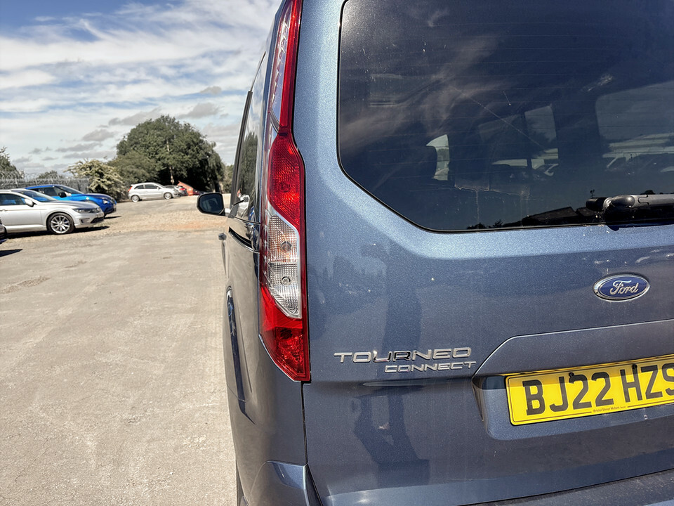 Ford Grand Tourneo Connect 1.5 Ecoblue 120 Active Powershift Orange #11