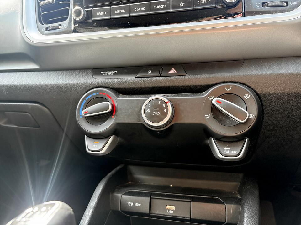 Kia Stonic 1.0T Gdi 99 2 Red #20