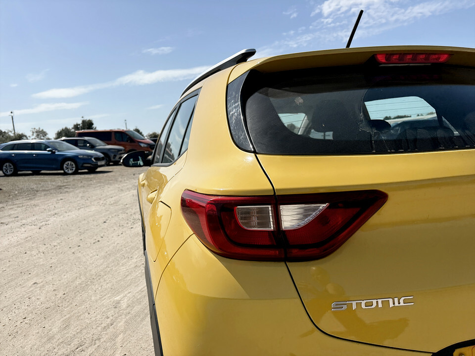 Kia Stonic 1.0T Gdi 99 2 Red #25