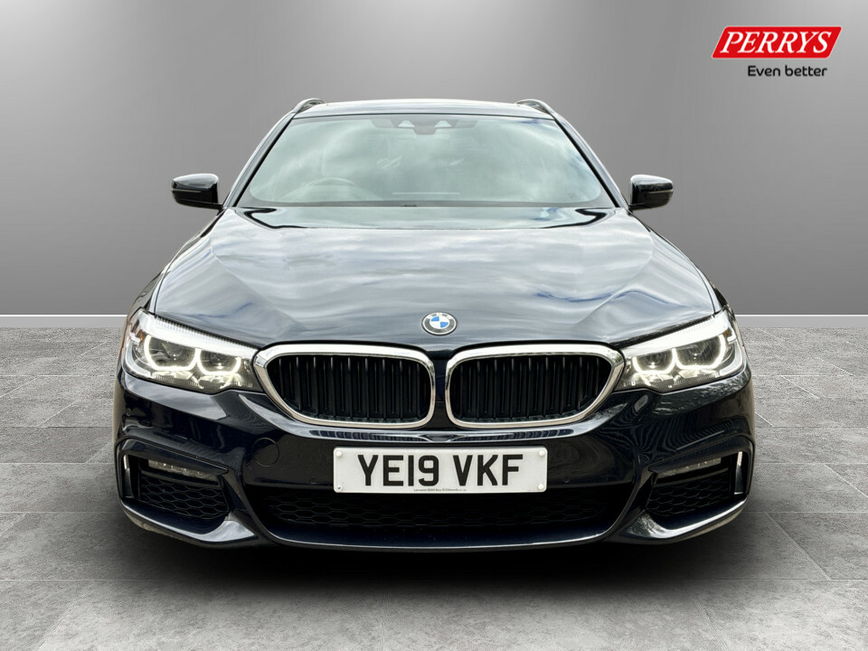 BMW 5 Series 530D M Sport Black #2