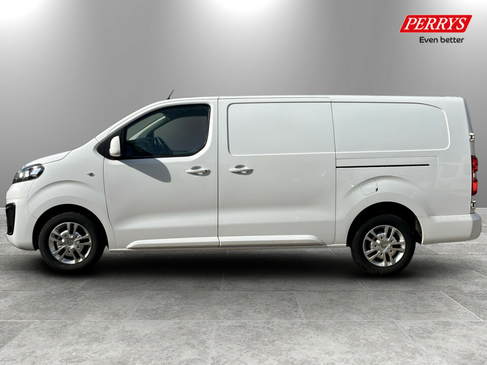 Vauxhall Vivaro 2900 1.5D 100Ps Sportive H1 Van DS21YHL White #4