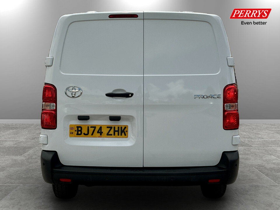 Toyota PROACE 2.0D 145 Active Van BJ74ZHK White #6