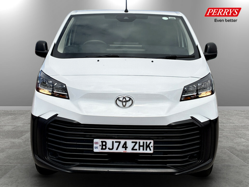Toyota PROACE 2.0D 145 Active Van BJ74ZHK White #2