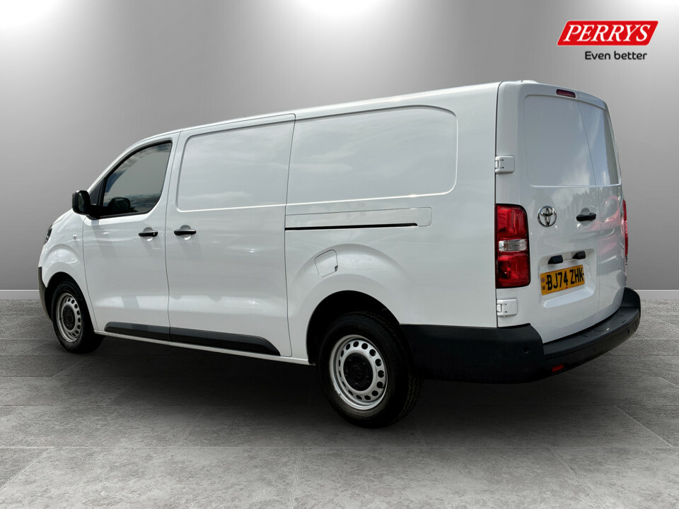 Toyota PROACE 2.0D 145 Active Van BJ74ZHK White #5