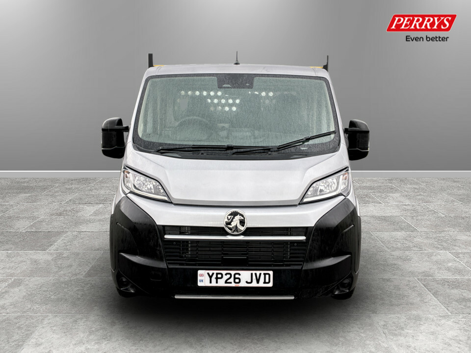 Vauxhall Movano 2.2 Turbo D 140 Chassis Cab Prime YP26JVD #2