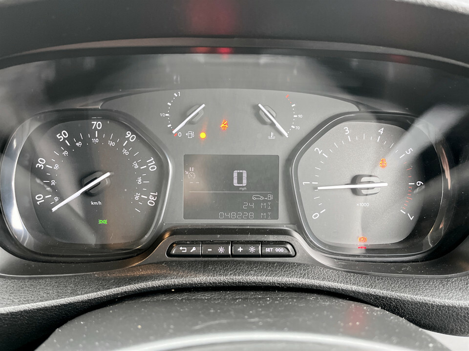 Vauxhall Vivaro F3100 Prime Grey #17