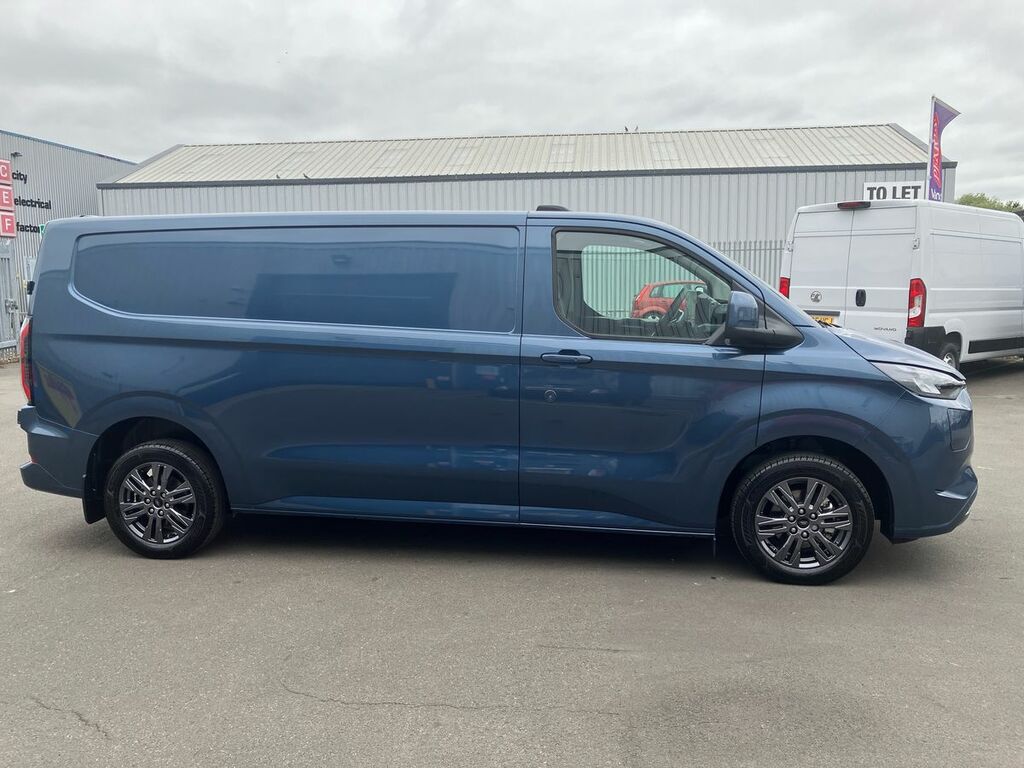 Ford Transit Custom Mpv White #34