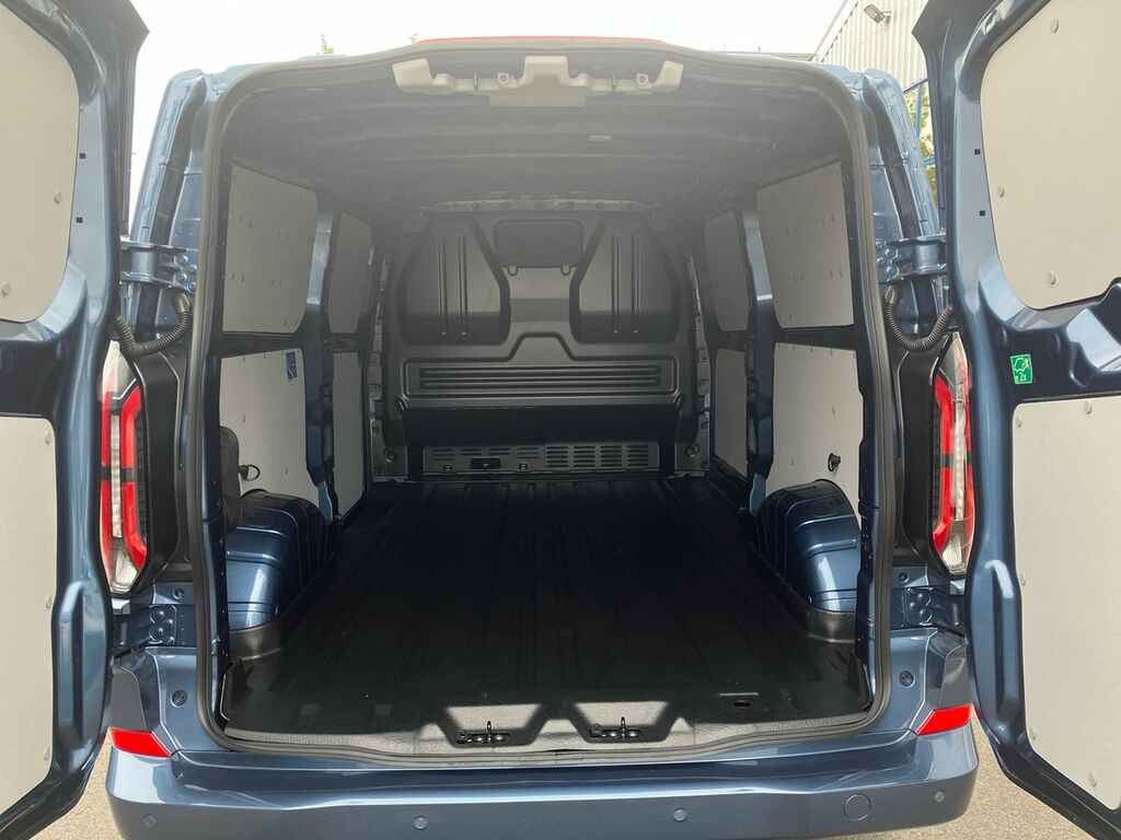Ford Transit Custom Mpv White #17