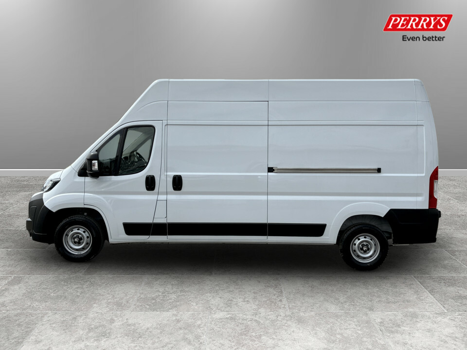 Vauxhall Movano 2.2 Turbo D 140 H3 Van Prime White #4