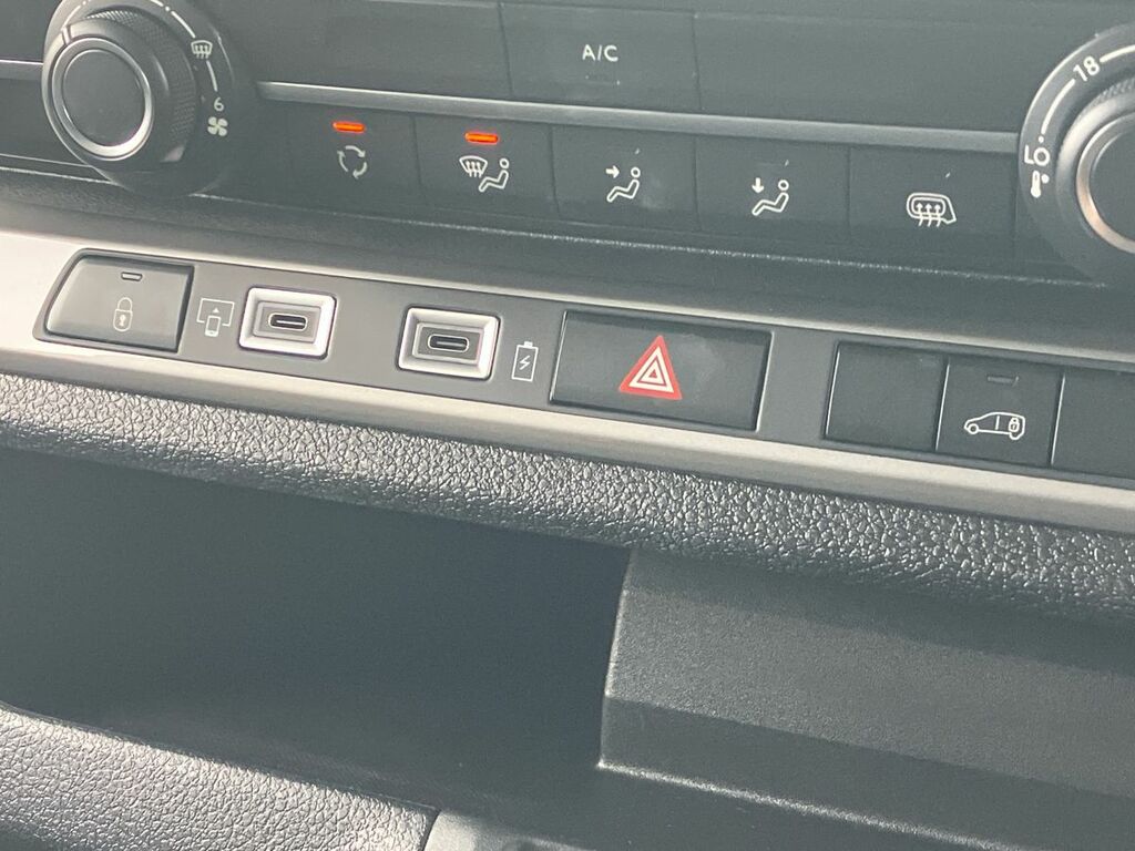 Peugeot E-Expert 75Kwh Professional Standard Panel Van 6Dr #52